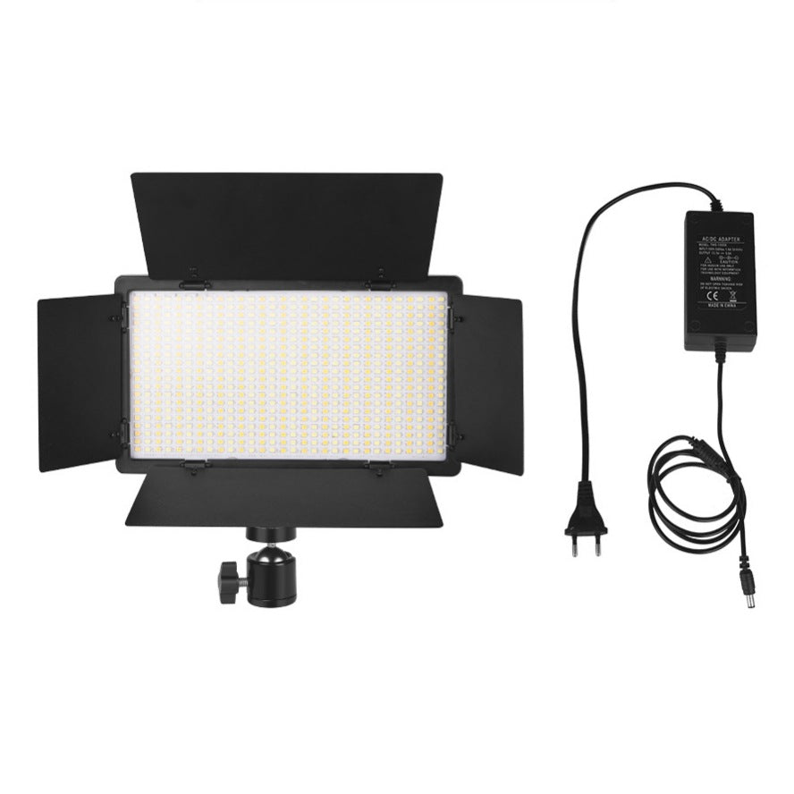 LED dual color temperature infinite dimming fill light