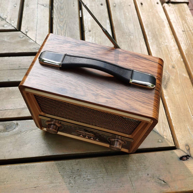 Wooden retro radio with full band card insertion capability