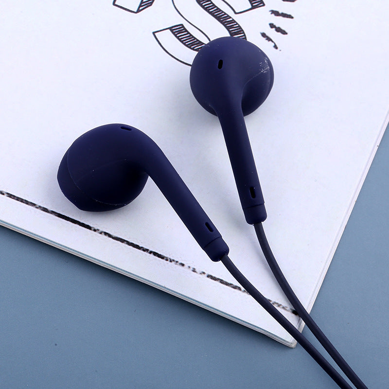 Supports in-ear earbud-style headphones