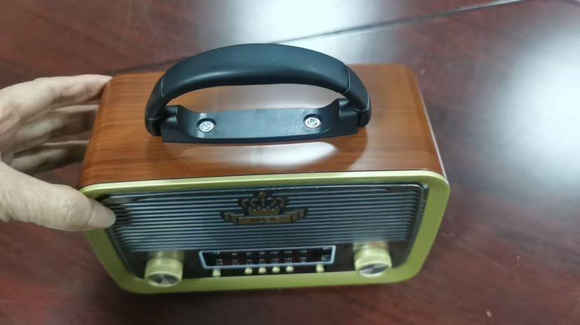 FMAM Multi-band Flashlight Card Radio